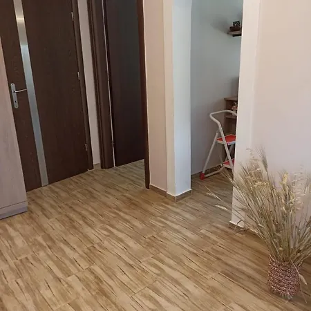 Johnny 's Private House